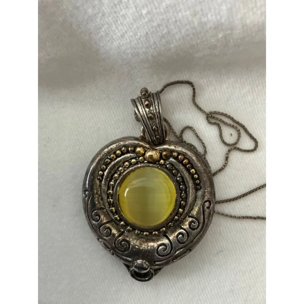 Vintage Women's Filigree Silver Plated Yellow Gemstone Necklace & Earrings